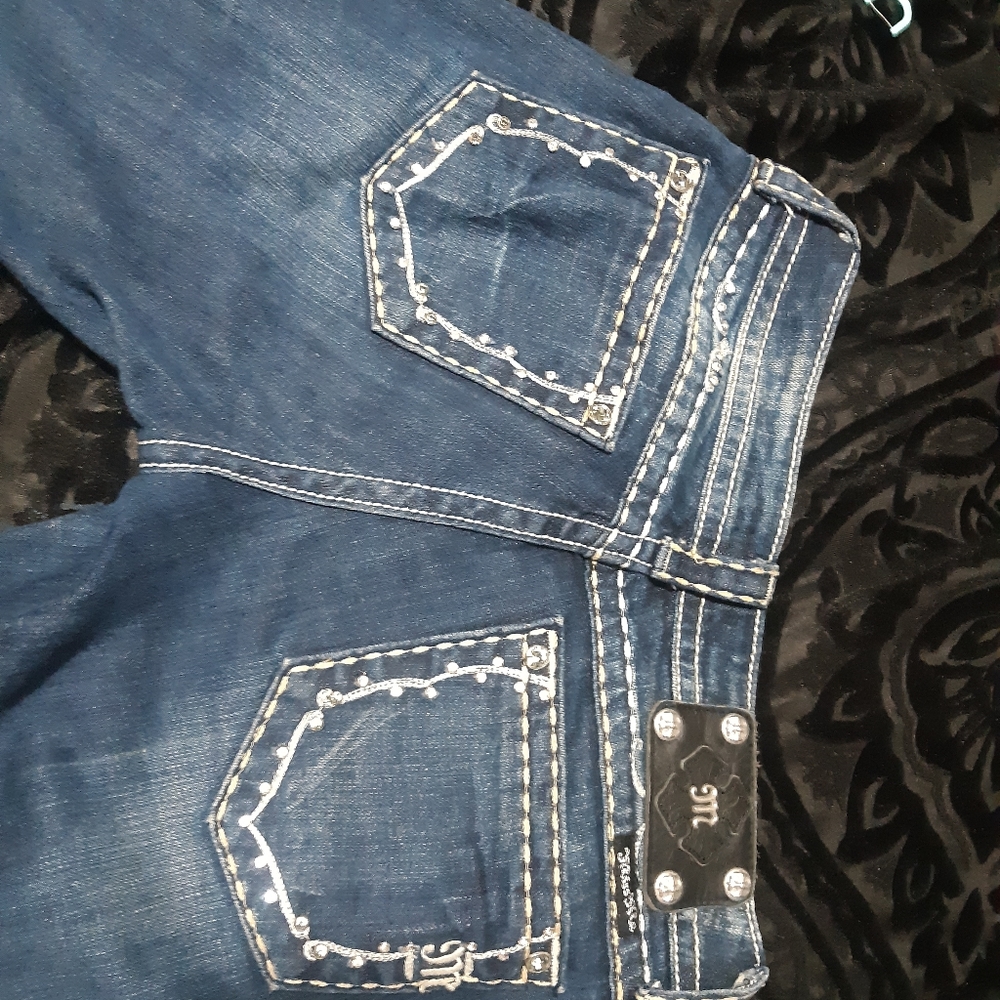 Jeans - Picture 3 of 4